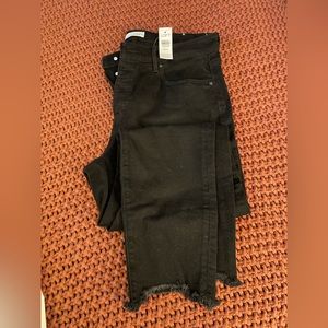 New with tags loft curvy skinny jeans with raw hem